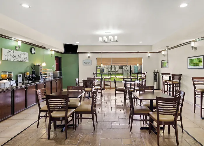 Sleep Inn & Suites Bush Intercontinental - Iah East