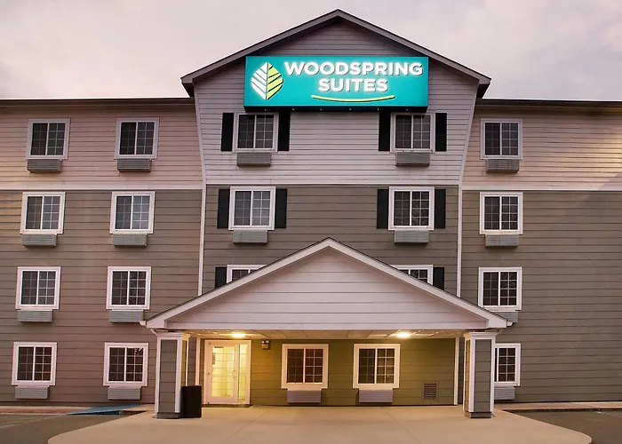 Woodspring Suites Airline Highway
