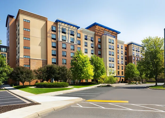 Homewood Suites By Hilton Minneapolis - At West End