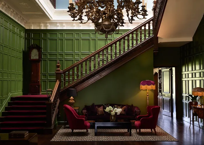 Dumbleton Hall