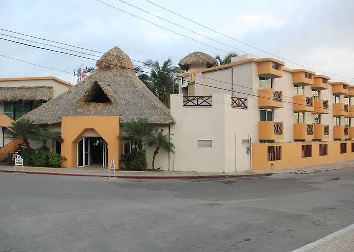 Hotel Palapa Palace Inn
