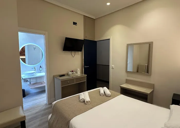 Hostal Atocha Almudena Martín