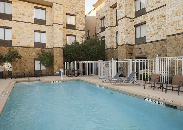 Hampton Inn & Suites - Mansfield