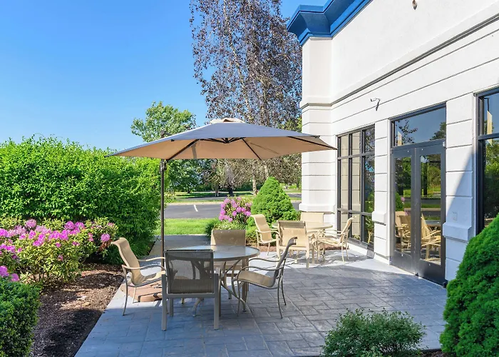 Hampton Inn & Suites Hartford-