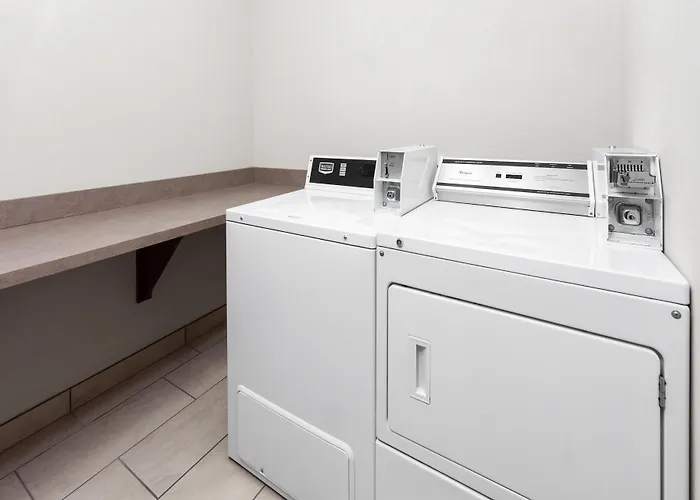 Hampton Inn And Suites Alexandria