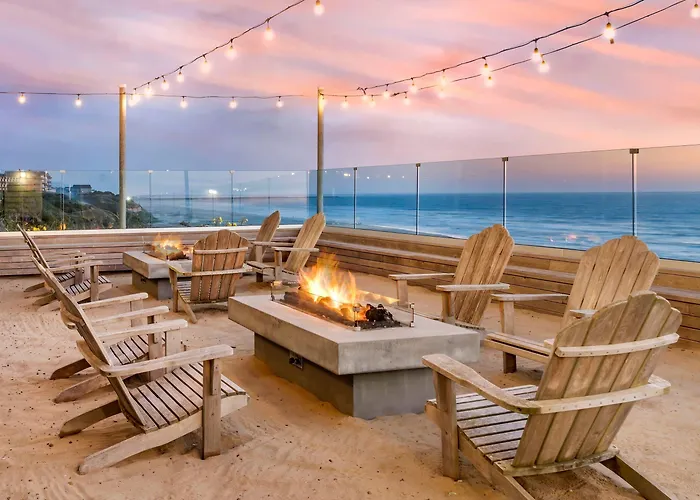 Elizabeth Oceanfront Suites, An Ascend Collection Hotel