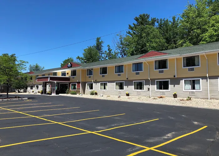 Days Inn & Suites By Wyndham Stevens Point