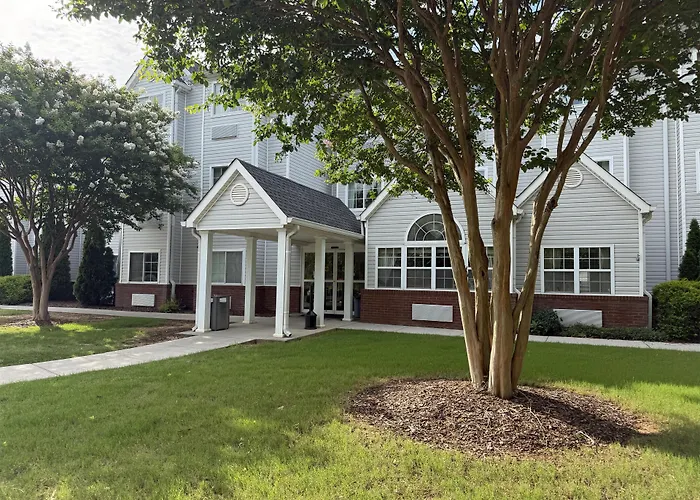 Microtel Inn & Suites By Wyndham Huntsville