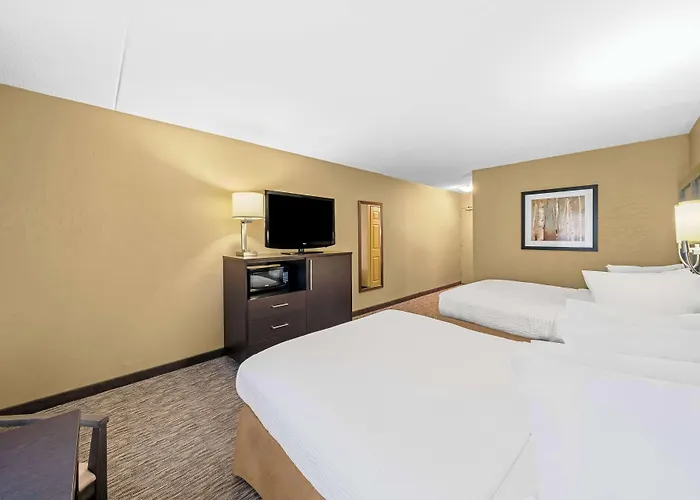 Best Western Plus Mariposa Inn & Conference Centre