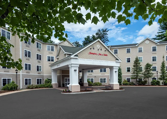 Hampton Inn & Suites