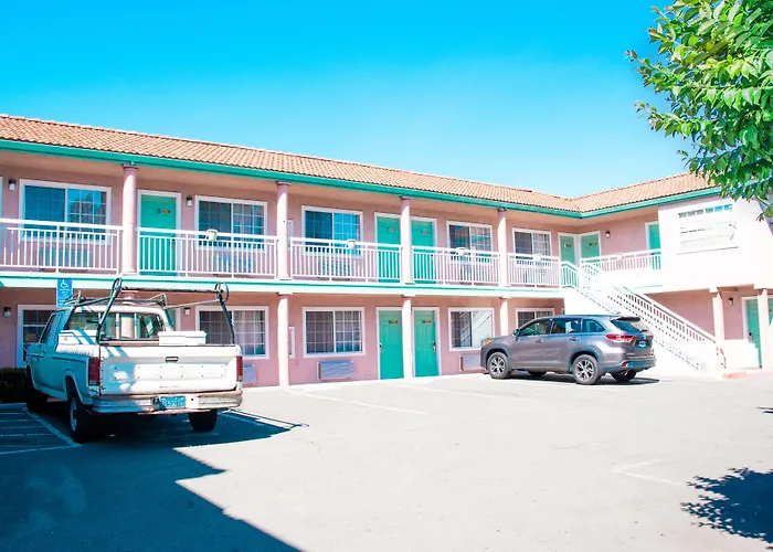 Discovery Inn
