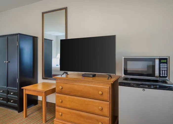 Surestay Hotel By Best Western Leesville