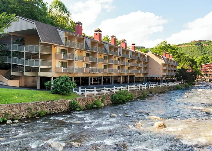 Gatlinburg River Inn