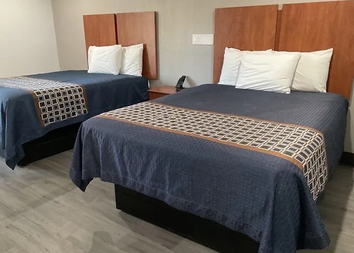 Motel 6 Putnam Ct
