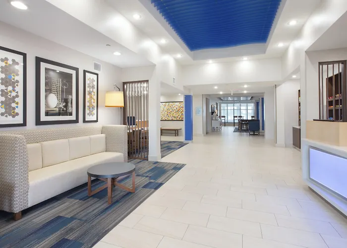 Holiday Inn Express & Suites Amarillo By Ihg