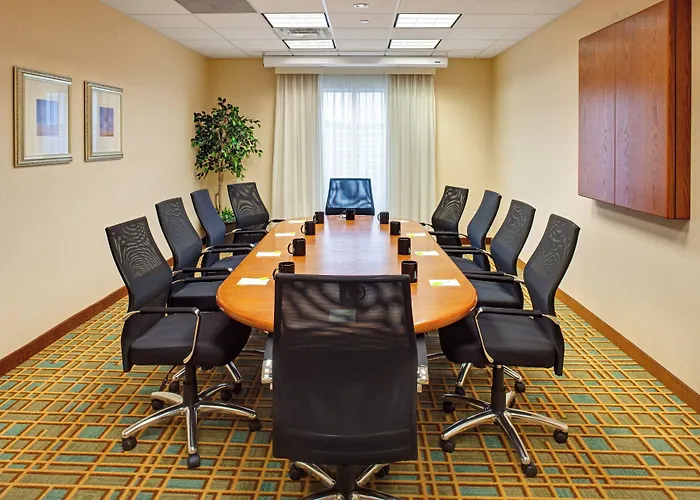 Fairfield Inn & Suites By Marriott Toronto Brampton