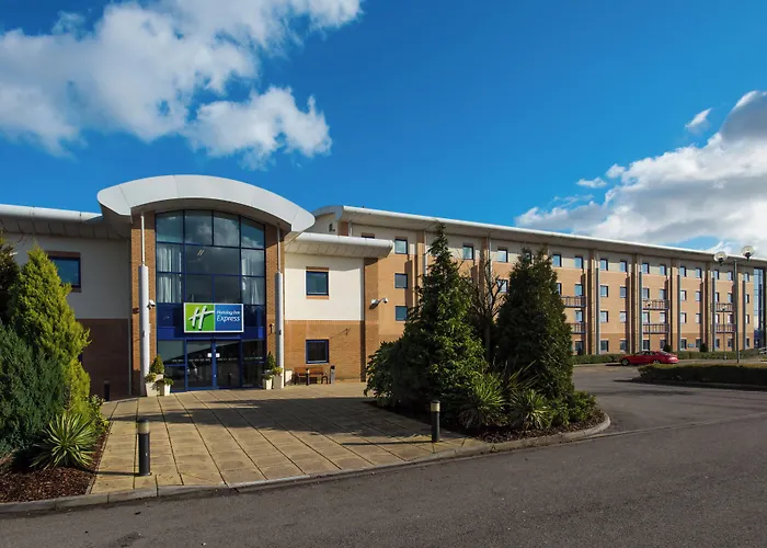 Holiday Inn Express Newport By Ihg
