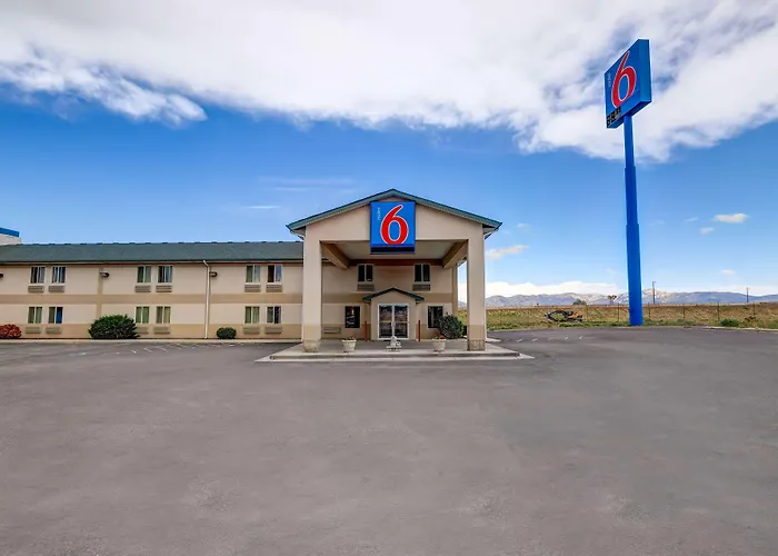 Motel 6-, Ut