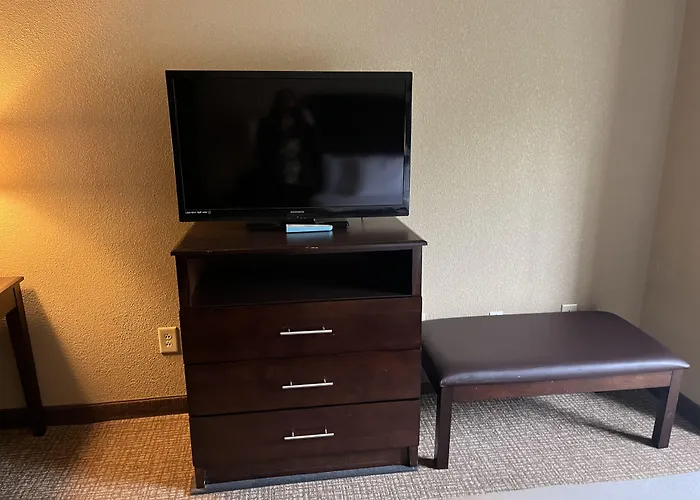 Quality Suites Graham - Burlington South