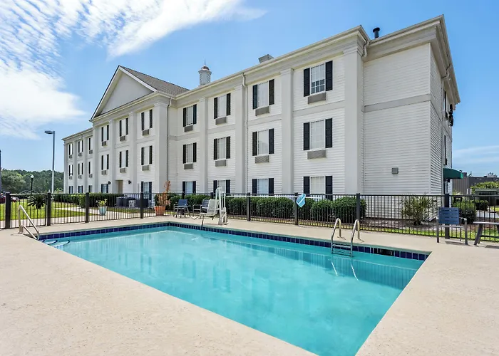 Quality Inn Pooler - Savannah I-95