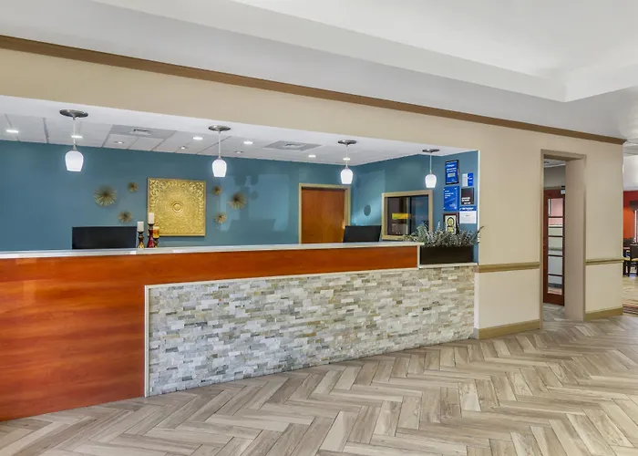 Best Western Plus Suites Greenville
