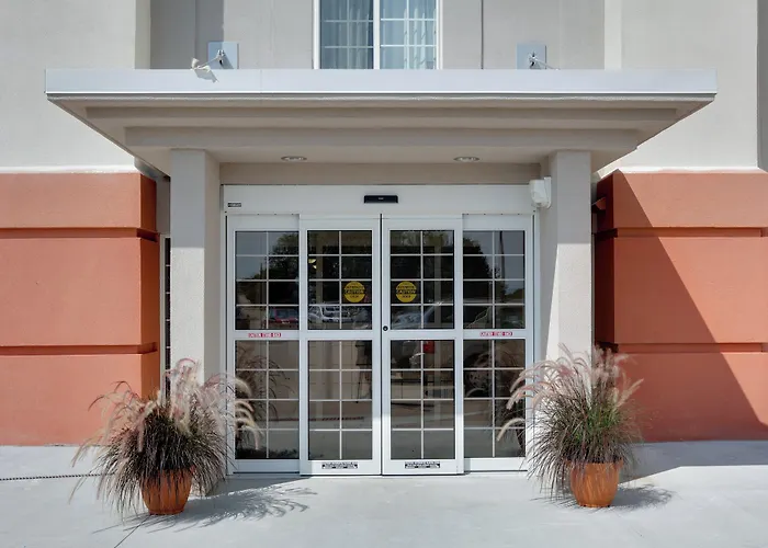Candlewood Suites By Ihg