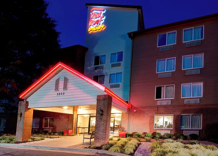 Red Roof Inn Plus Raleigh Downtown Ncsu Conv Center