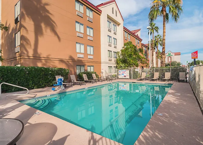 Red Roof Inn Plus + Phoenix West