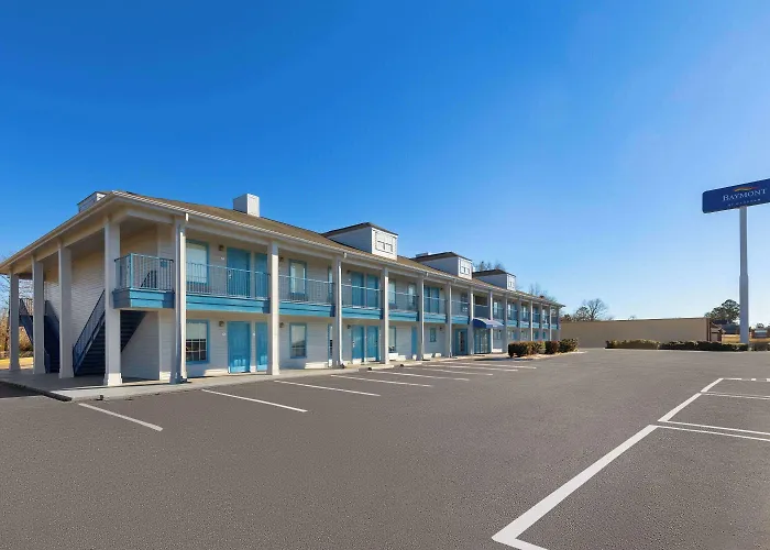 Baymont By Wyndham