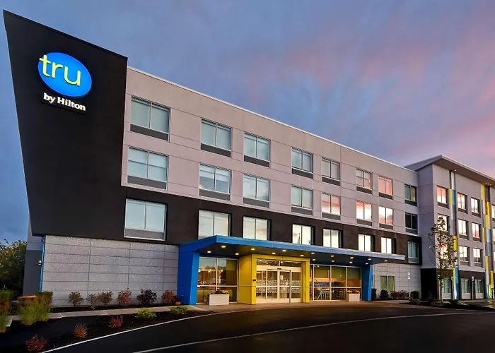 Tru By Hilton , Nh