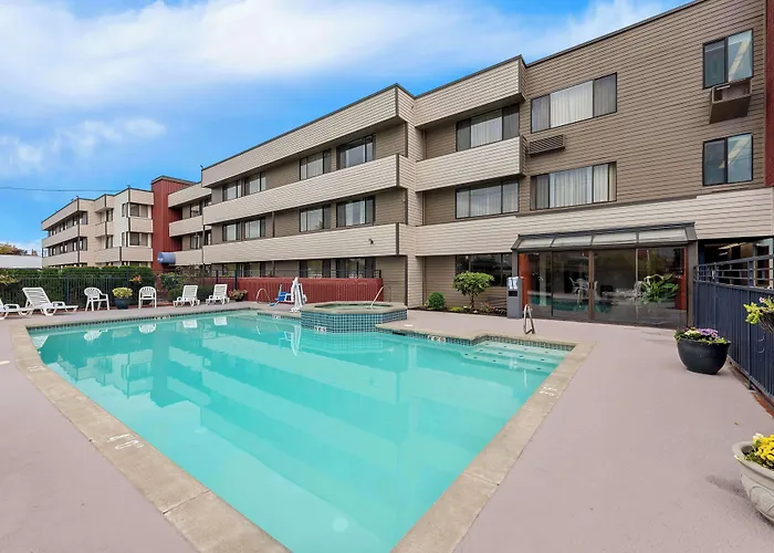 Best Western Cascadia Inn