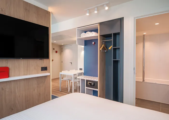 Holiday Inn Express & Suites Ghent By Ihg