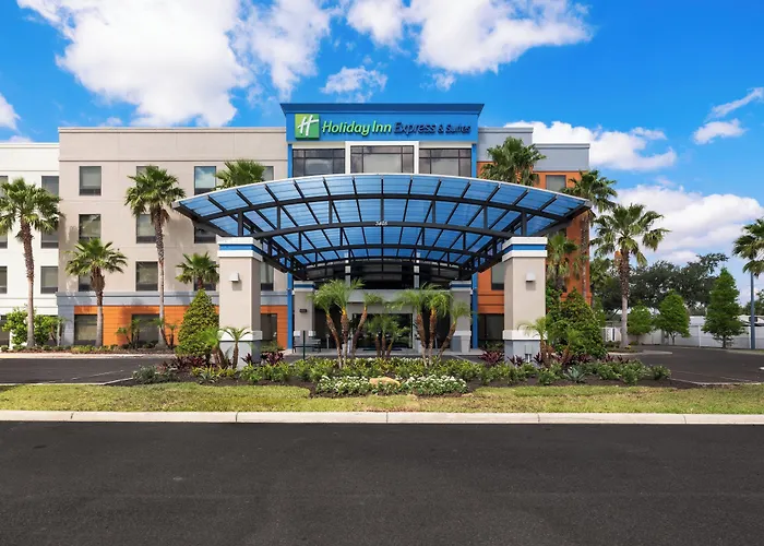 Holiday Inn Express & Suites Lakeland South, An Ihg Hotel