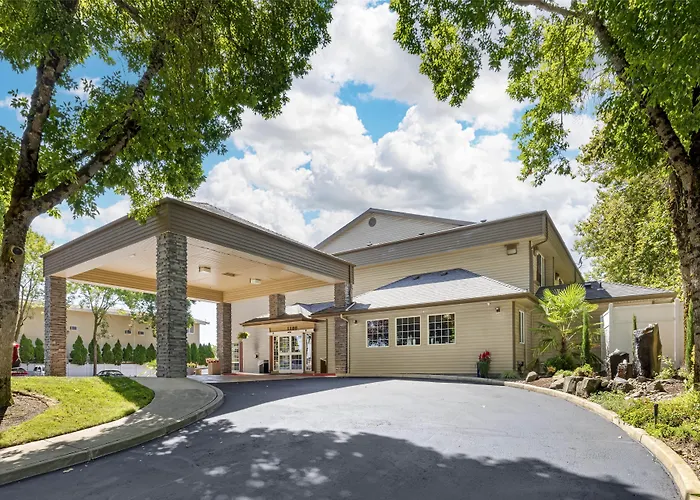 Best Western Plus Prairie Inn