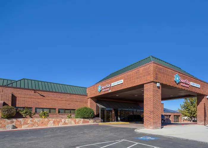 Price Dog Friendly Hotels