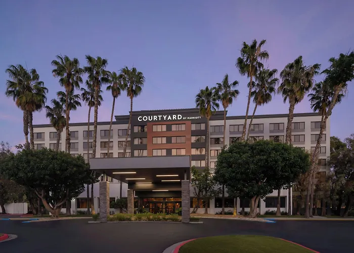 Courtyard By Marriott Cypress Anaheim / Orange County