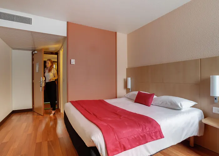 Ibis Centre Chateau