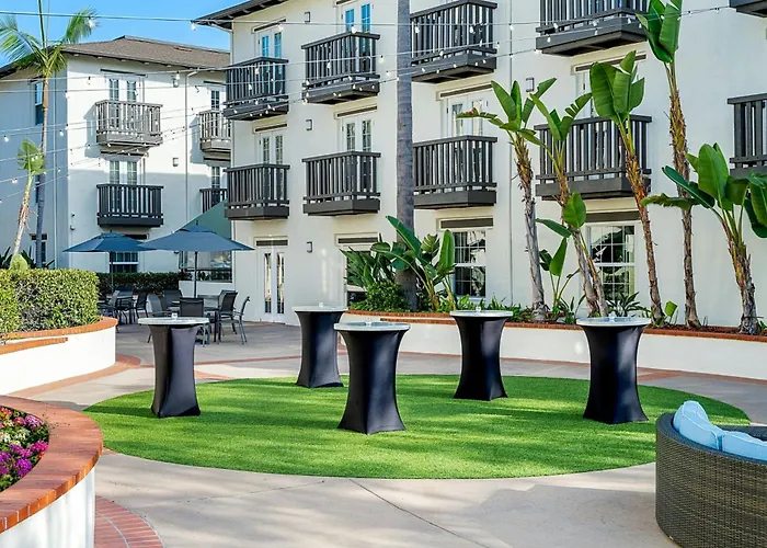 Fairfield Inn & Suites San Diego Old Town