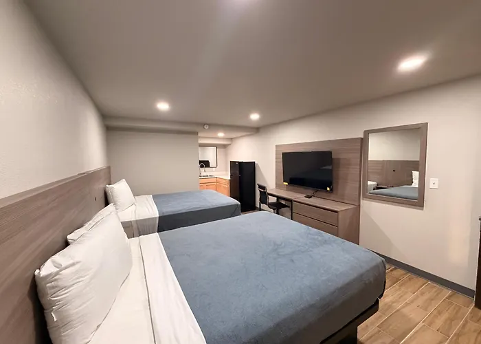 Quality Inn & Suites North
