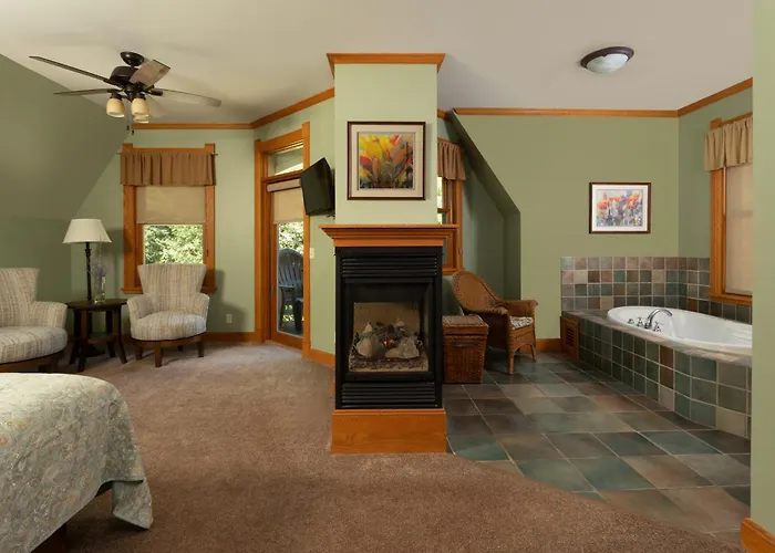 Pinehurst Inn Bed & Breakfast