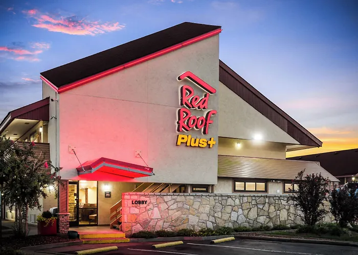 Red Roof Inn Plus+ Nashville North Goodlettsville