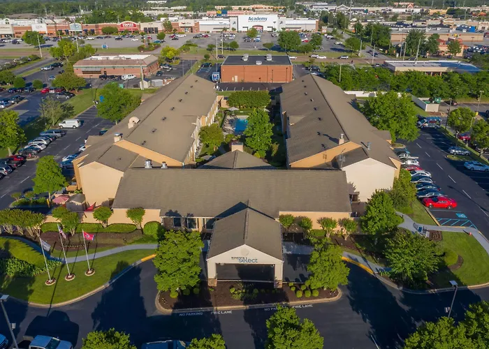 Sonesta Select Hamilton Place