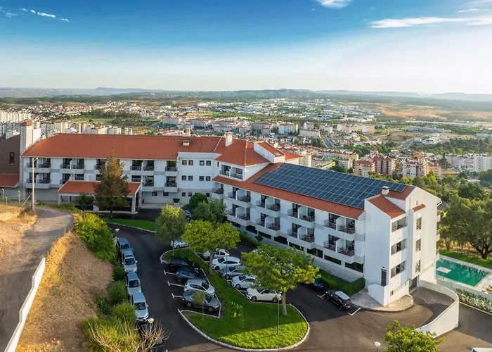 Hondvriendelijke hotels in Monsanto