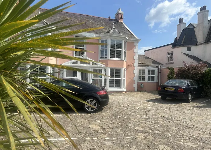 Potters Mooring Guest House
