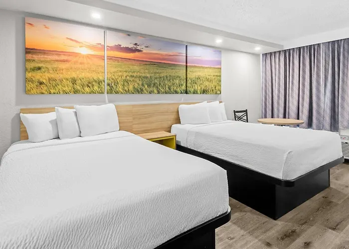 Days Inn By Wyndham Hillsboro Tx