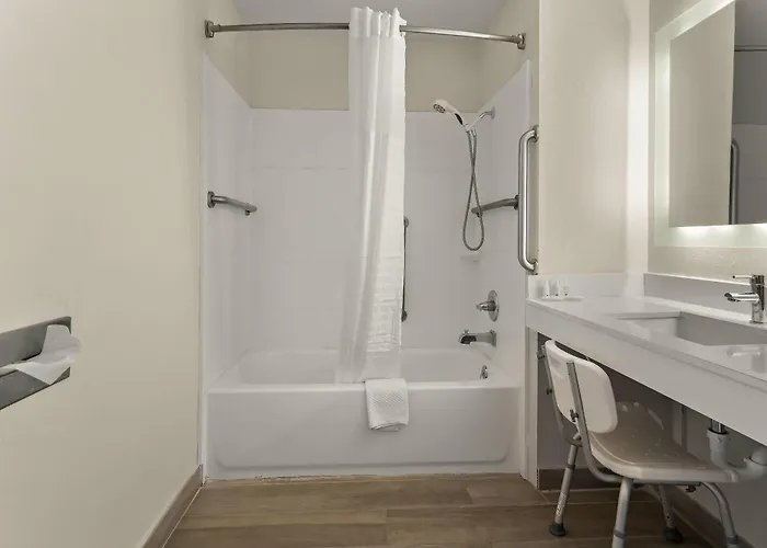 Quality Inn & Suites Dublin