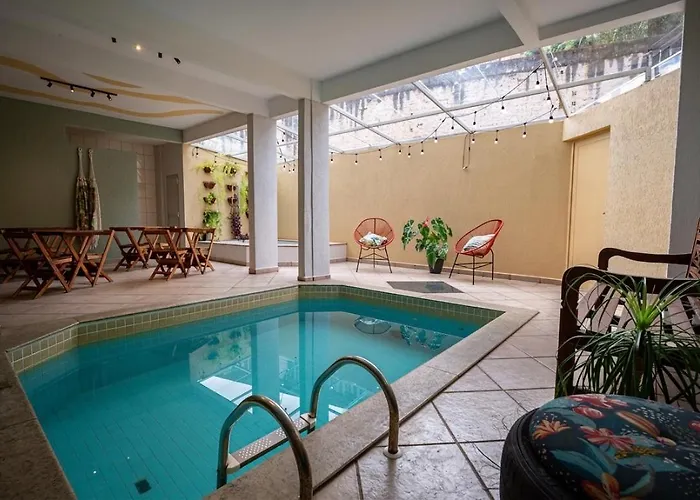 Thermas da Mantiqueira - Poços de Caldas - De frente para a Praça Central e Relógio Floral