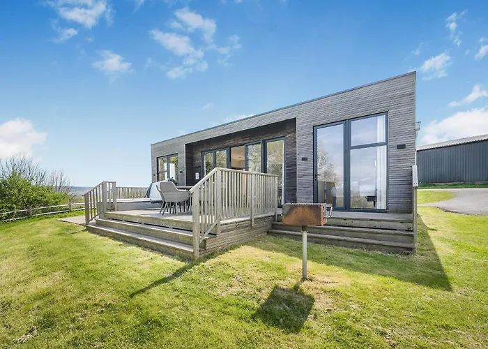 Swanborough Lakes Luxury Lodges