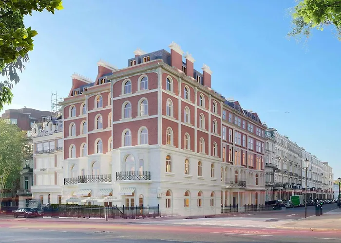 60 Hyde Park Gate Hotel
