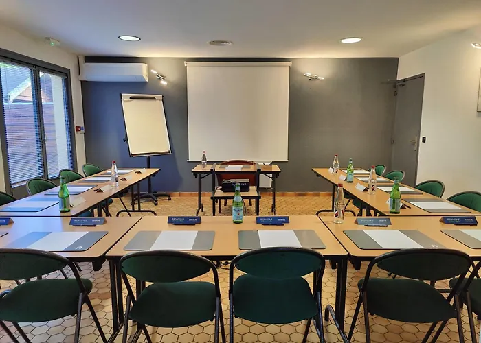 Hotel Campanile Clermont-Ferrand ~ Thiers